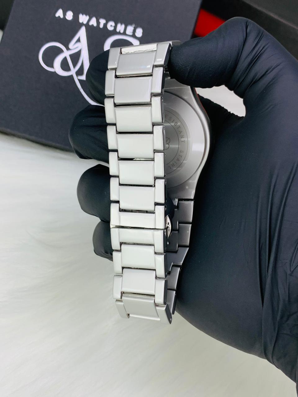 HB Plain dial (Black)