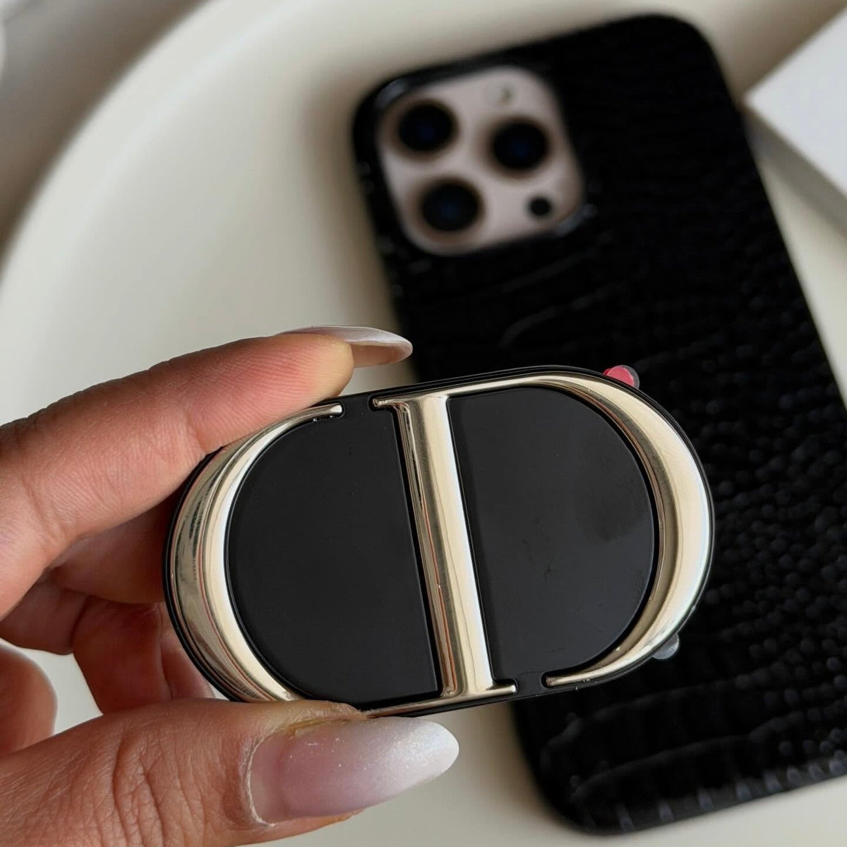 DI🔘R Beauty Phone Ring Holder – Dual Mirror