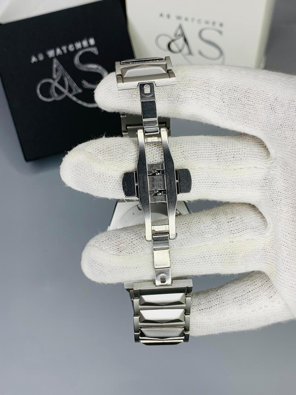 HB Plain Diamond Model | Silver Blue