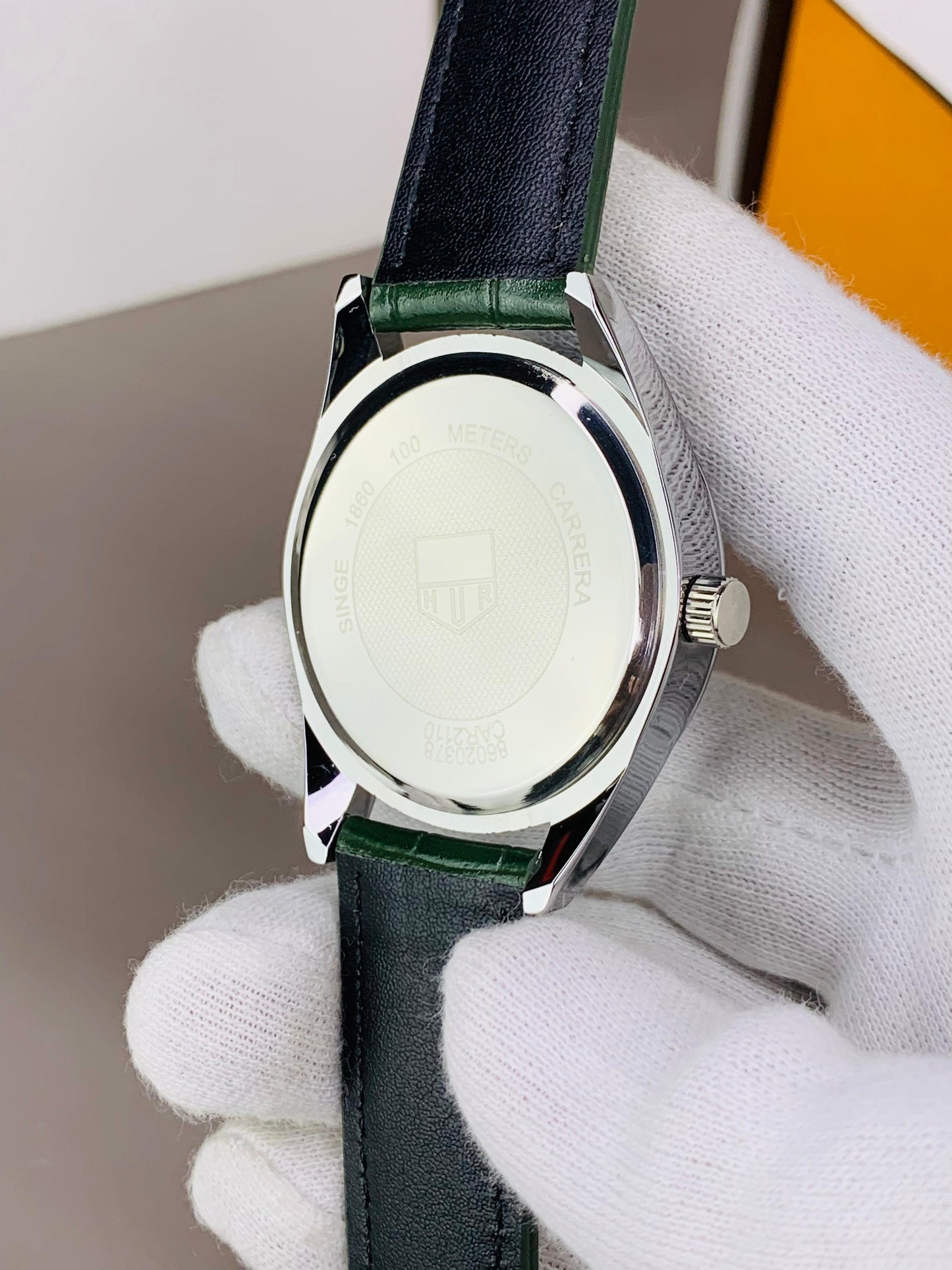 TAG Model - Brown White