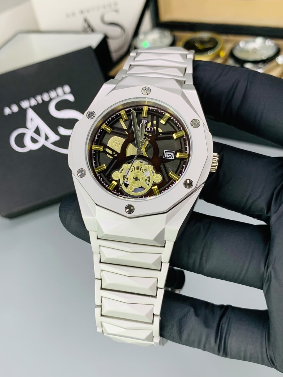 HB Diamond Cut Model (Brown)