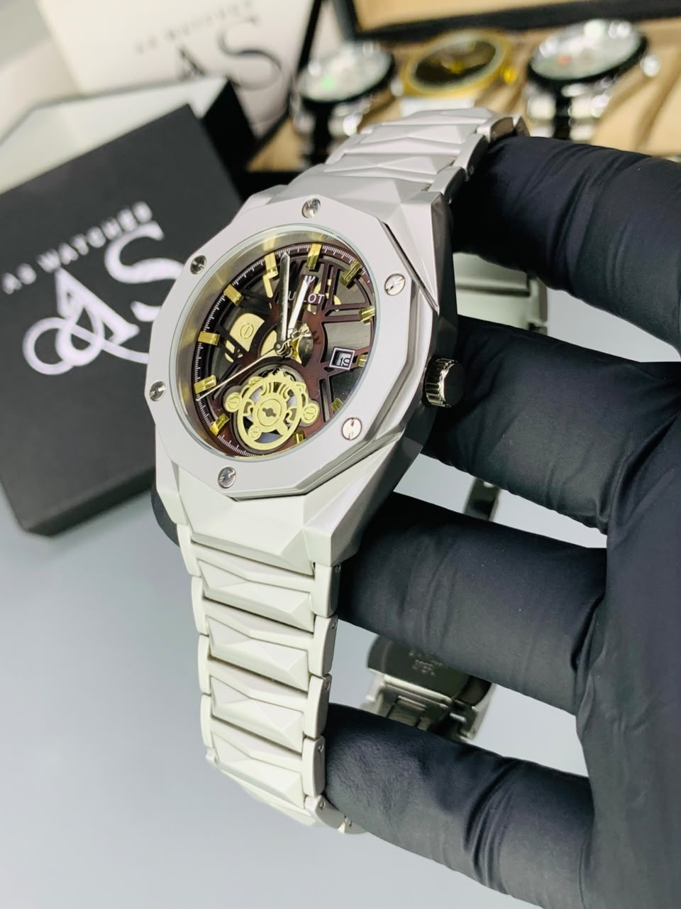 HB Diamond Cut Model (Brown)