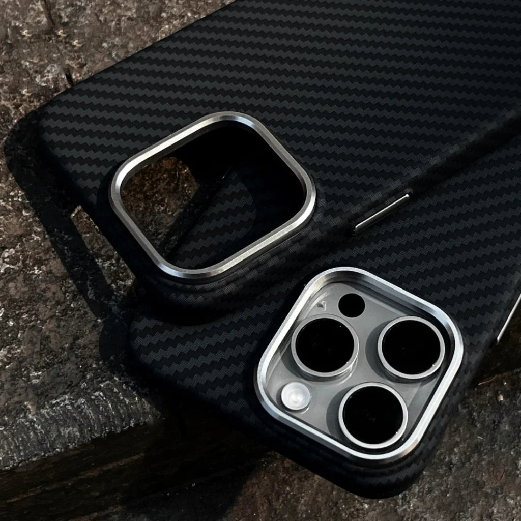 Carbon Fiber Black Wavy Case