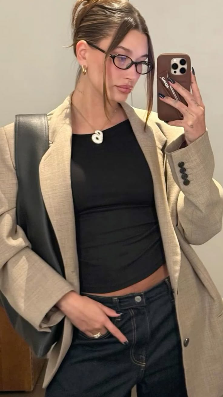 Rhode Case With Peptide Lip Tint