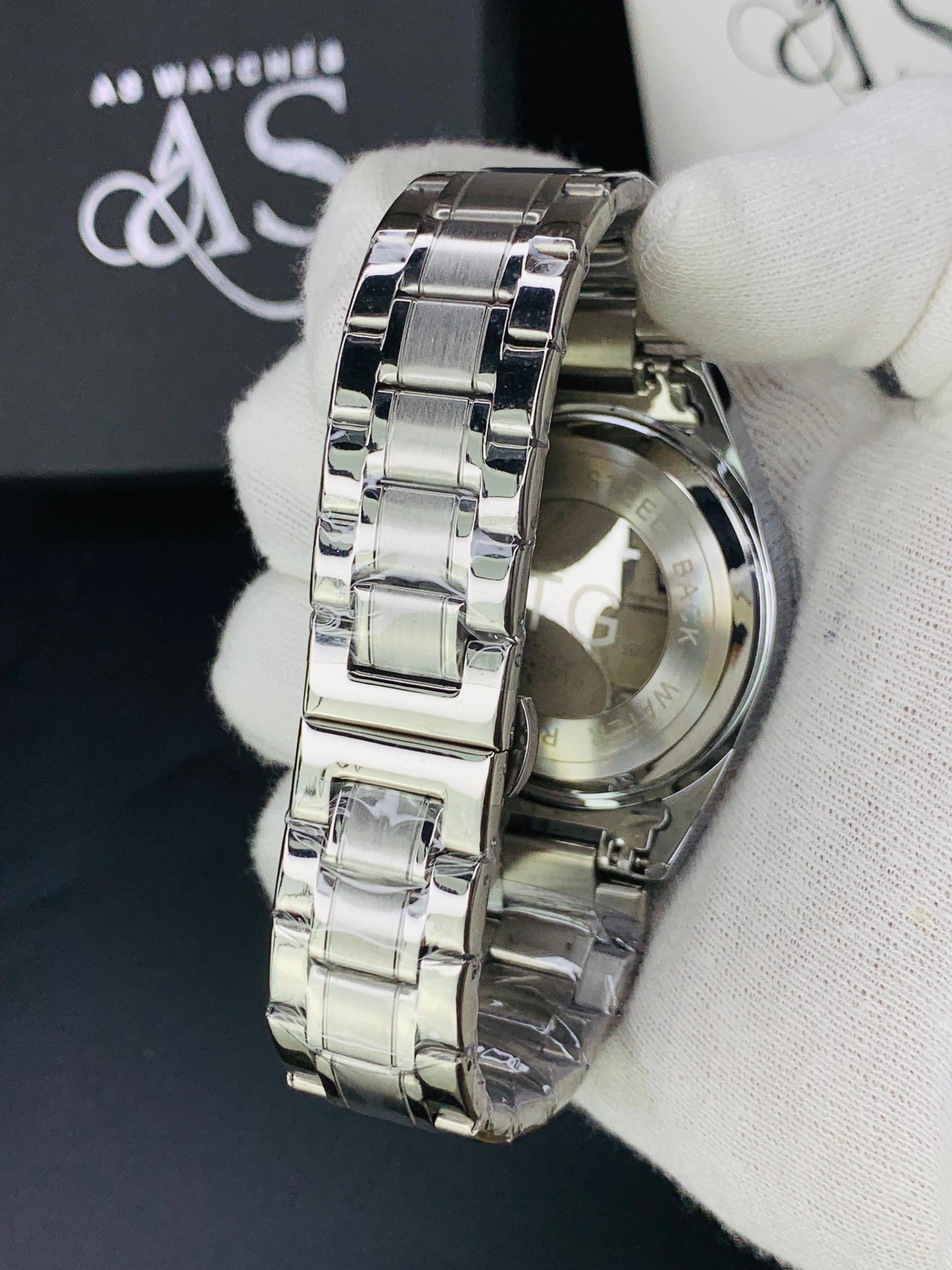 Tag Chain Model (White)